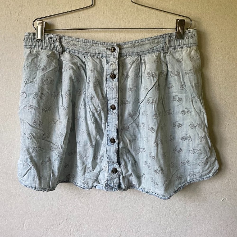 ***Adorable Light Denim Bike Print Skirt***